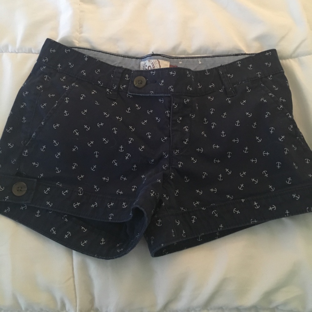 Anchor shorts